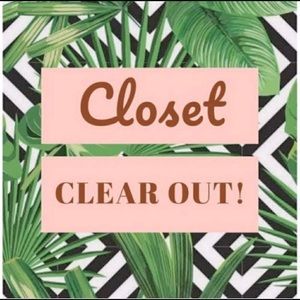 Closet clear out! 🌻🌻🌻